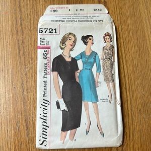 Vintage 60s uncut sewing pattern Simplicity 5721 dress